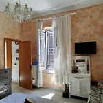 La Maison Du Monde Iesi